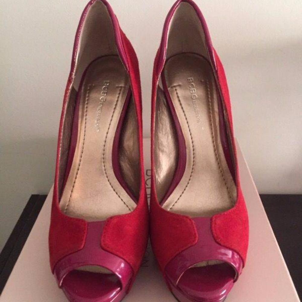 BCBG Jodeci Pump Red 7.5 pic 2
